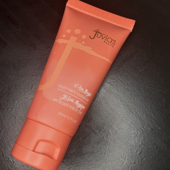 Juvia's Place I am Magic Foundation 710 - Picture 1 of 2